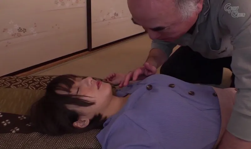 Bố ông chồng vô tình làm vợ của con trai ngất xỉu rồi sau đó …